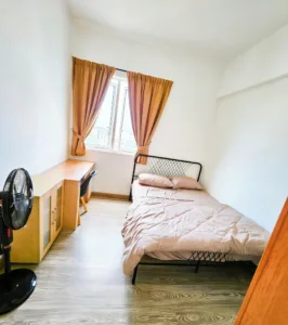 Middle Room @ Southbank Residence 5 Middle Room @ Southbank Residence