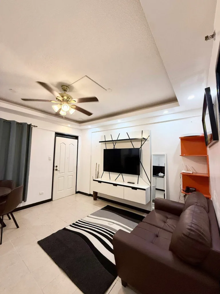 FULLY FURNISHED STUDIO FOR RENT@ARIA Luxury Residence 3 51EFF777 A6D5 4548 92C9 1DE3279A0394 | RoomGrabs