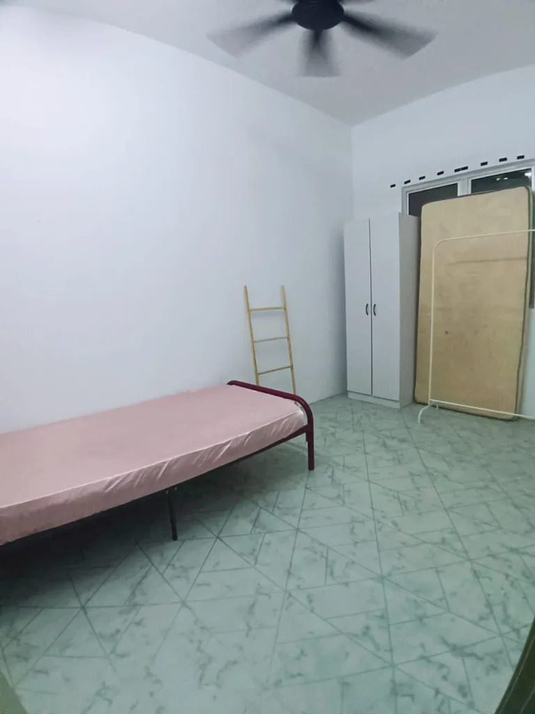 646880592 1519578646298109 6936438644233780122 n | RoomGrabs