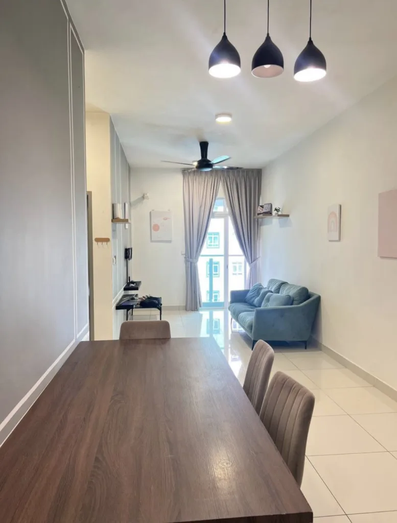 7213FF69 D7F1 4DE8 B887 15F846DE17BD | RoomGrabs