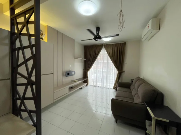 1bedroom with a bathroom for rent in Straits Garden Suite 3 IMG 0333 | RoomGrabs