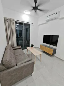 One bedroom with a private bathroom @ M Condominium