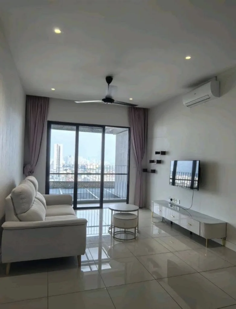 Furnished bedroom for rent in The Estate Bangsar South 10 IMG 4651 | RoomGrabs