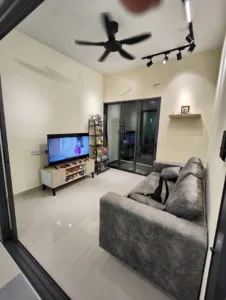 Fully furnished studio for rent in Golden Coast Condominium 5 Fully furnished studio for rent in Golden Coast Condominium