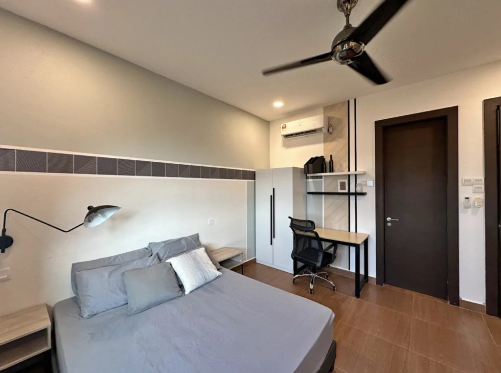 Studio unit for rent in Aman Putra Apartment 9 IMG 4965 1 | RoomGrabs