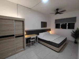 Residensi Riamas, OKR 📍Private bathroom 🚿Master Room Fully Furnished 6 Residensi Riamas, OKR 📍Private bathroom 🚿Master Room Fully Furnished