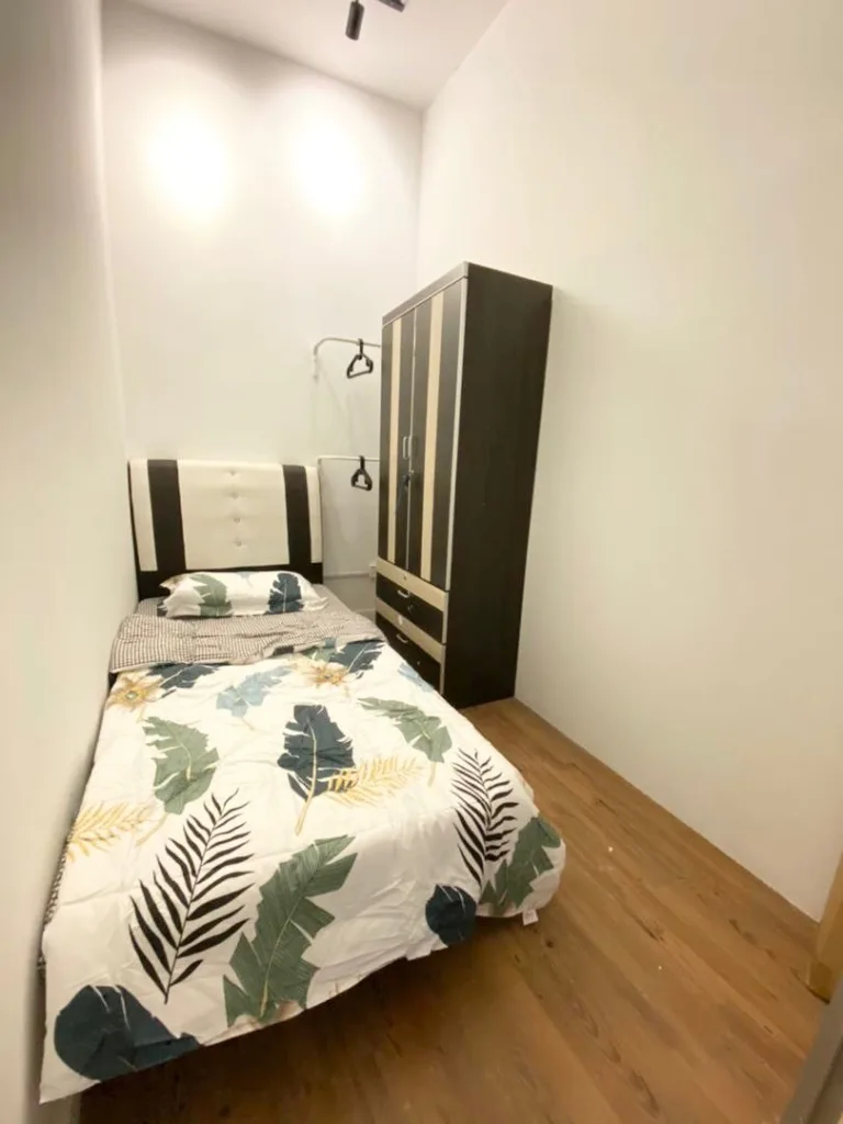 Female Unit Single Room for Rent in Utropolis, Glenmarie 3 WhatsApp Image 2026 03 20 at 8.32.44 PM 1 | RoomGrabs