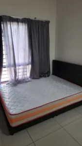 Master Bedroom @ OUG Parklane B2