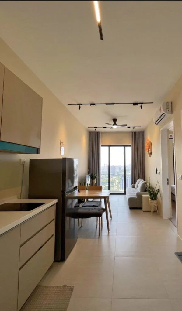 Studio room for rent in Orange Regency Condominium 10 IMG 5234 | RoomGrabs