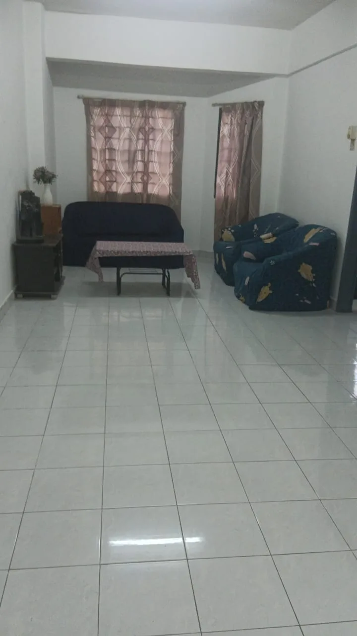 bc809323 0e73 4ab0 a137 7cf139bdaed1 | RoomGrabs