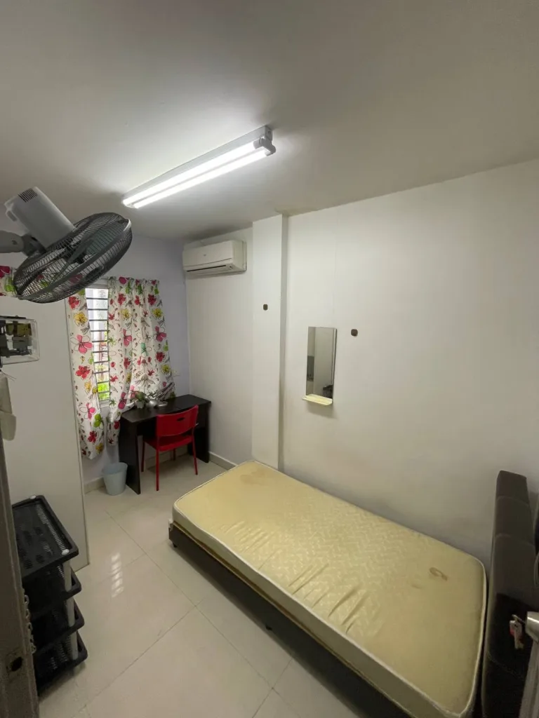 🏡 Big Single Room For Rent @ PJS7, Bandar Sunway 3 1000192641 | RoomGrabs