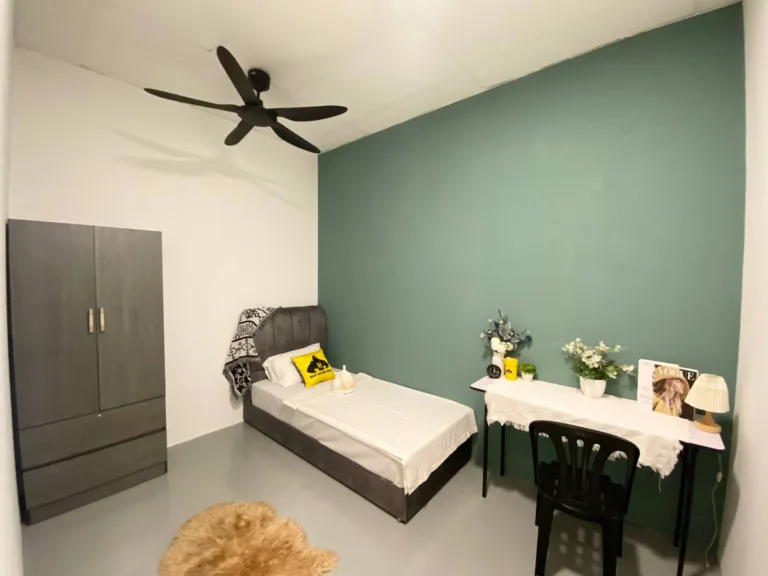 S4 | RoomGrabs
