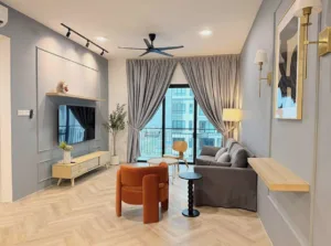 Well furnished studio unit available at 9 Bukit Utama Condominium