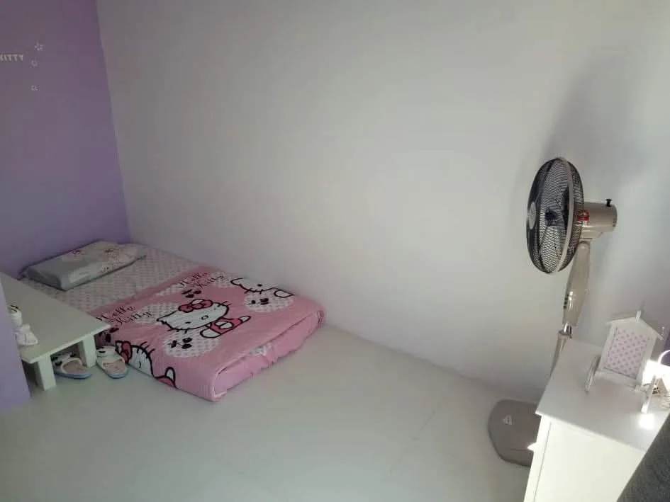 c7e3a834 918c 4638 98a6 7b9cee9c487b | RoomGrabs