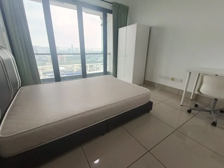(Prviate bathroom) Female balcony room at One Residence, KL 3 1801 balcony 1 | RoomGrabs