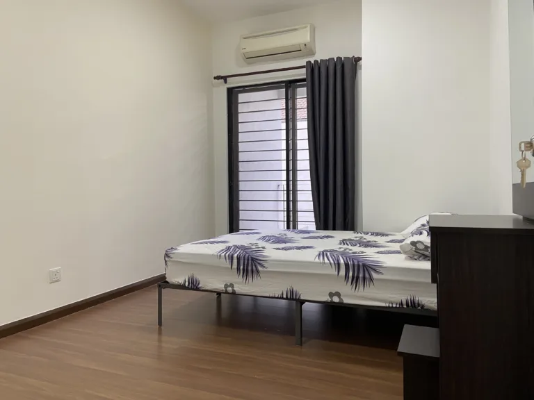 3 Sty Super Link @ Lake Fields, Sg Besi, TBS 3 2 8 | RoomGrabs
