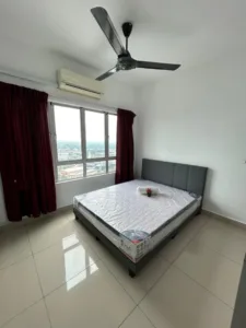 MEDIUM ROOM CASA RESIDENSI, KOTA DAMANSARA