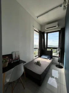 Single room @ Dsara Sentral / next to Sqwhere