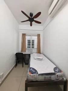 Male Unit! Single Room For Rent At kota Damansara 5 Male Unit! Single Room For Rent At kota Damansara