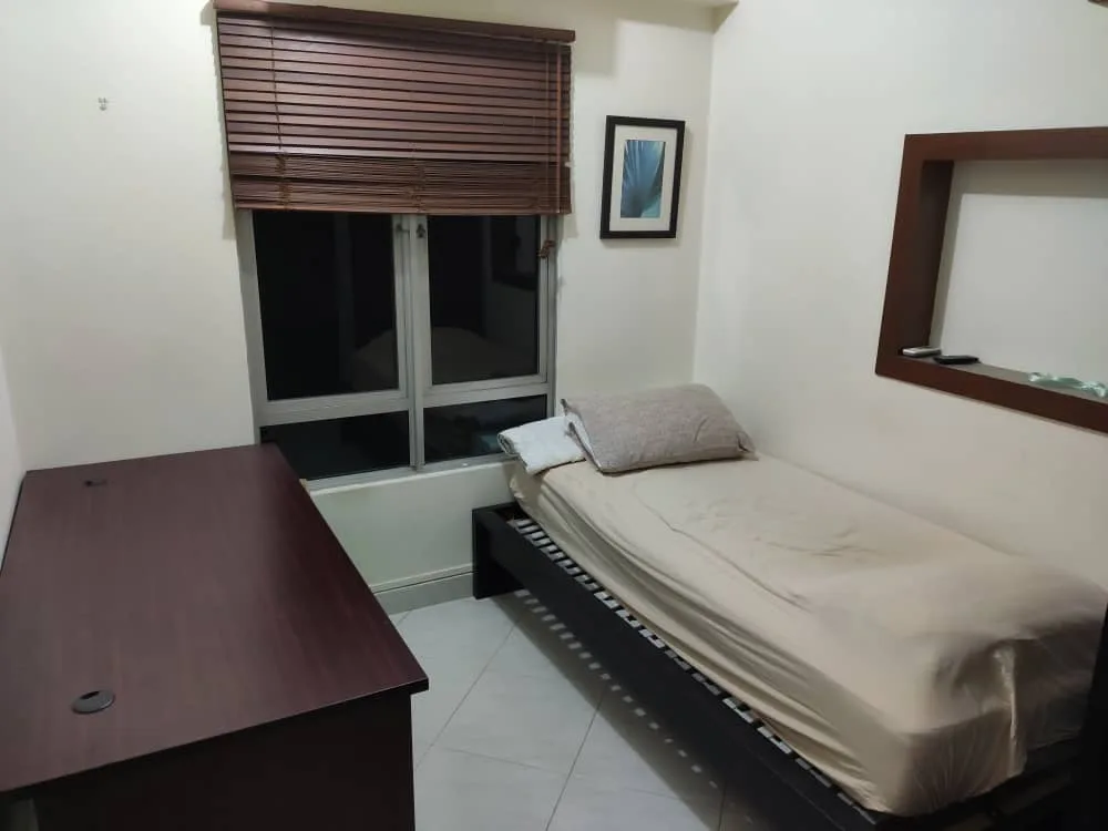 Single bedroom to let at Pantai Panorama Condo, Bangsar South 1 single bedroom 3 | RoomGrabs