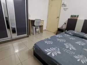 Sunway Affordable Queen Bed Room