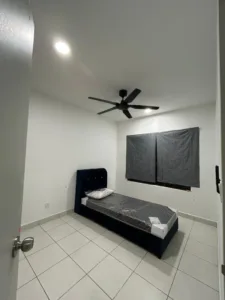 ARENA RESIDENT 2, KOTA WARISAN, MEDIUMN ROOM