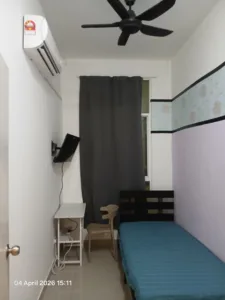 Small Room For Rent Puchong Female Unit Utility Included