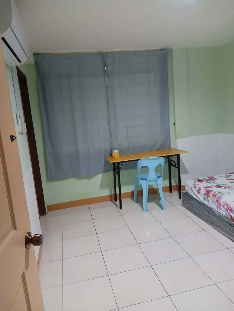 7982149e 3143 4556 bf88 9525330c54c9 | RoomGrabs